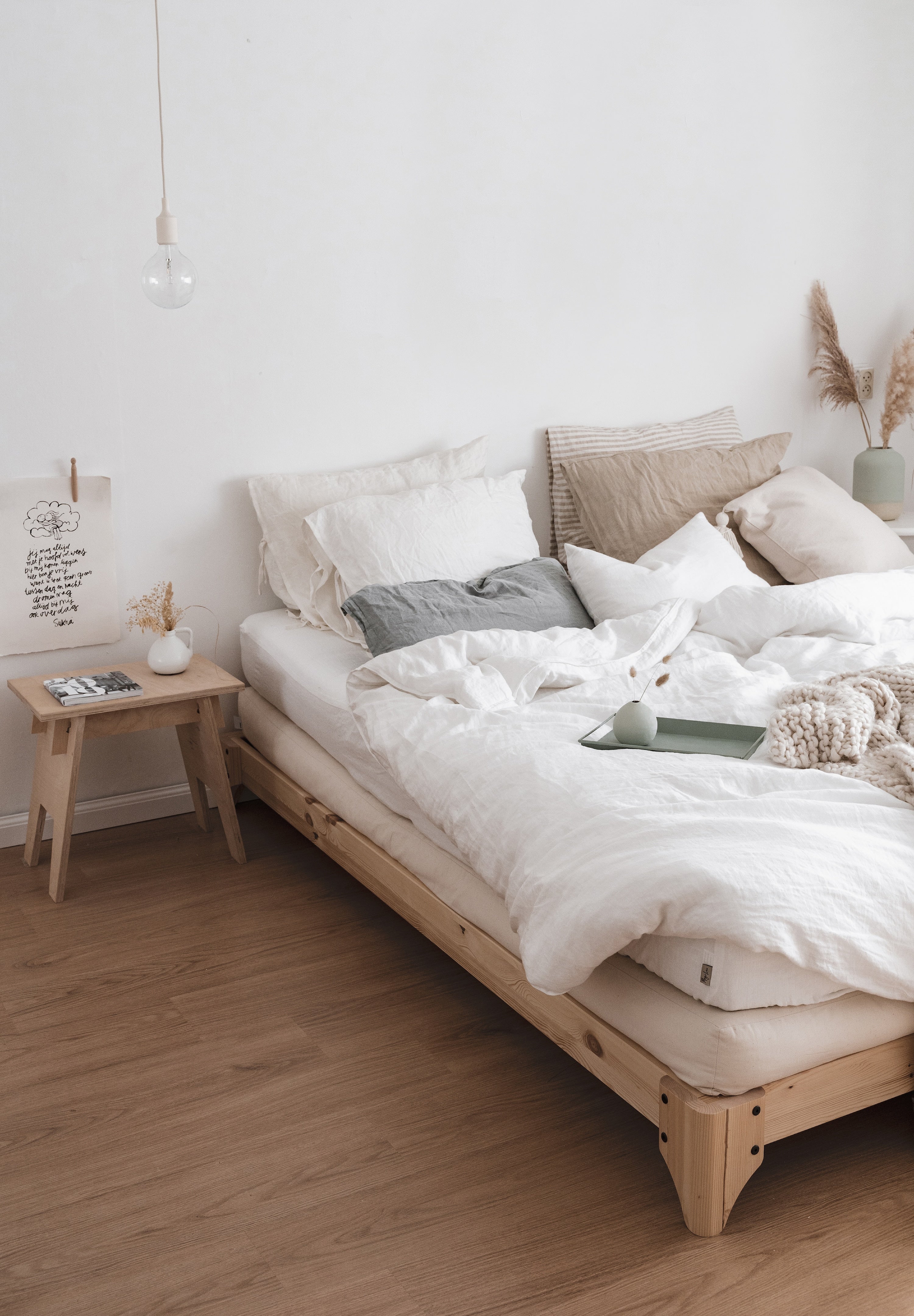 ELAN BED CLEAR LACQUERED 140 X 200