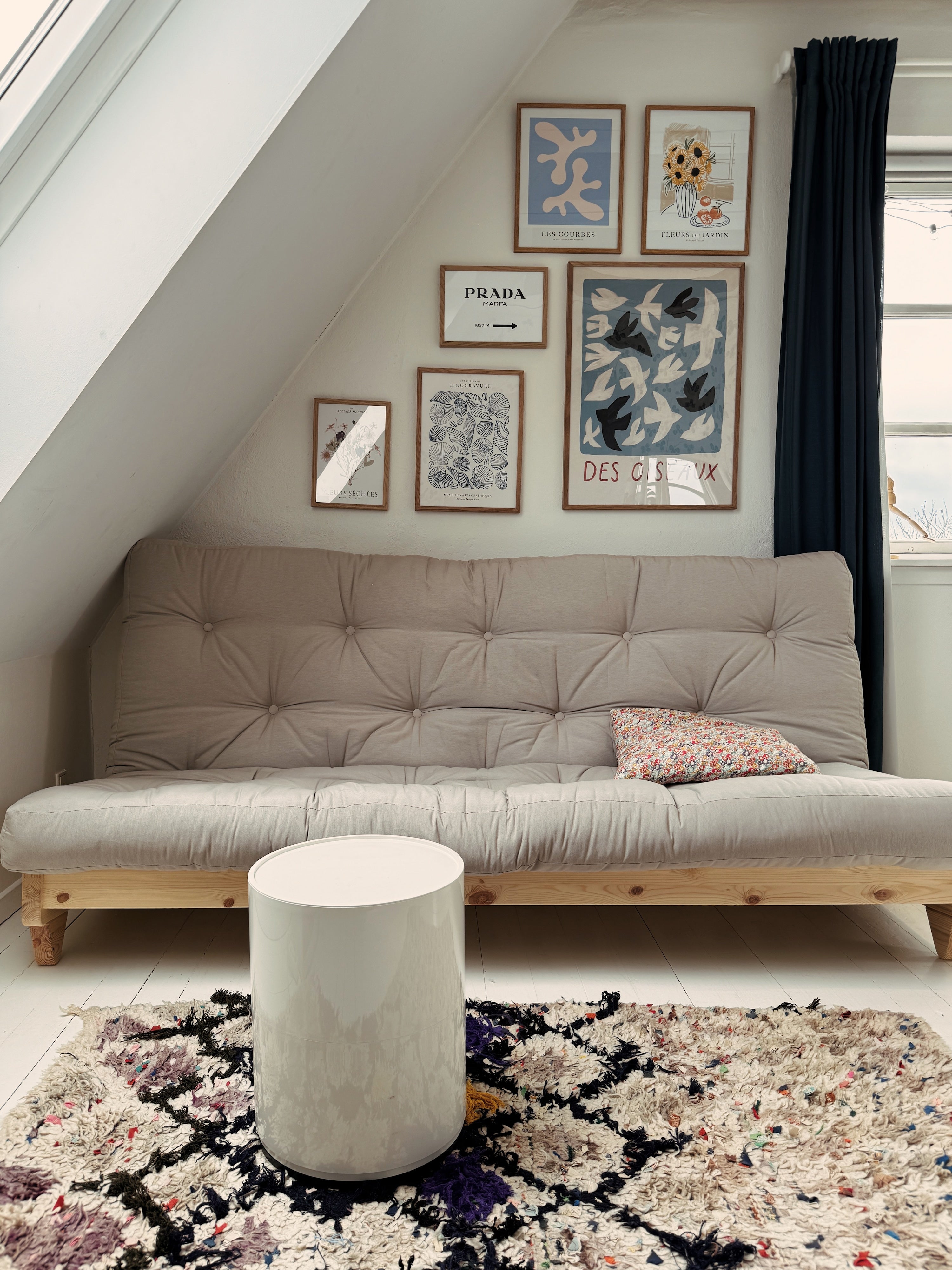 LACQUÉ CLAIR FRAIS AVEC MATELAS MAT FRAIS BEIGE BLÉ