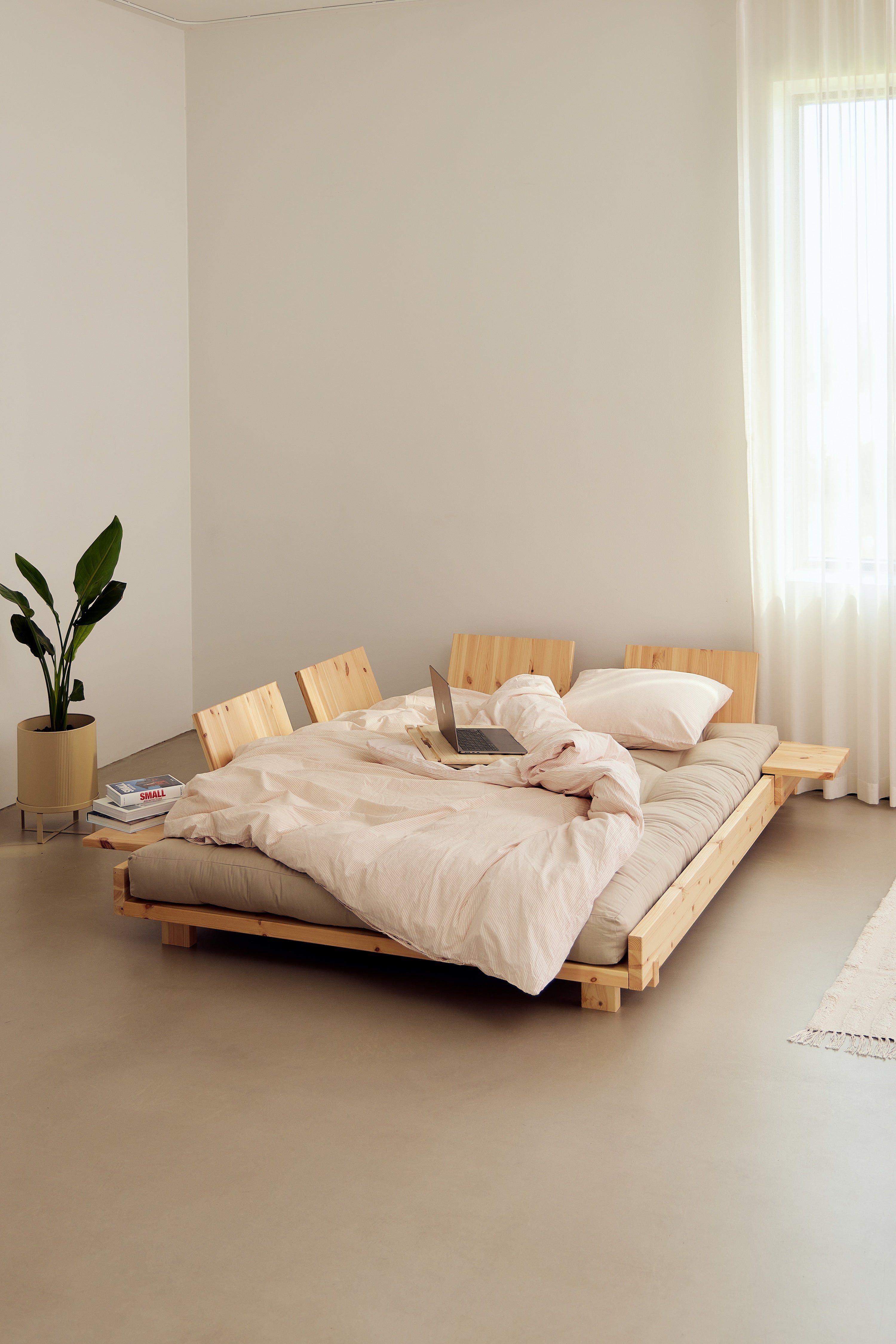 SOCIAL SOFA BED CLEAR LAC 140 X 200 W. 4 PCS BACK RESTS AND 2 PCS SIDE TABLES W. FRESH MATTRESS BEIGE