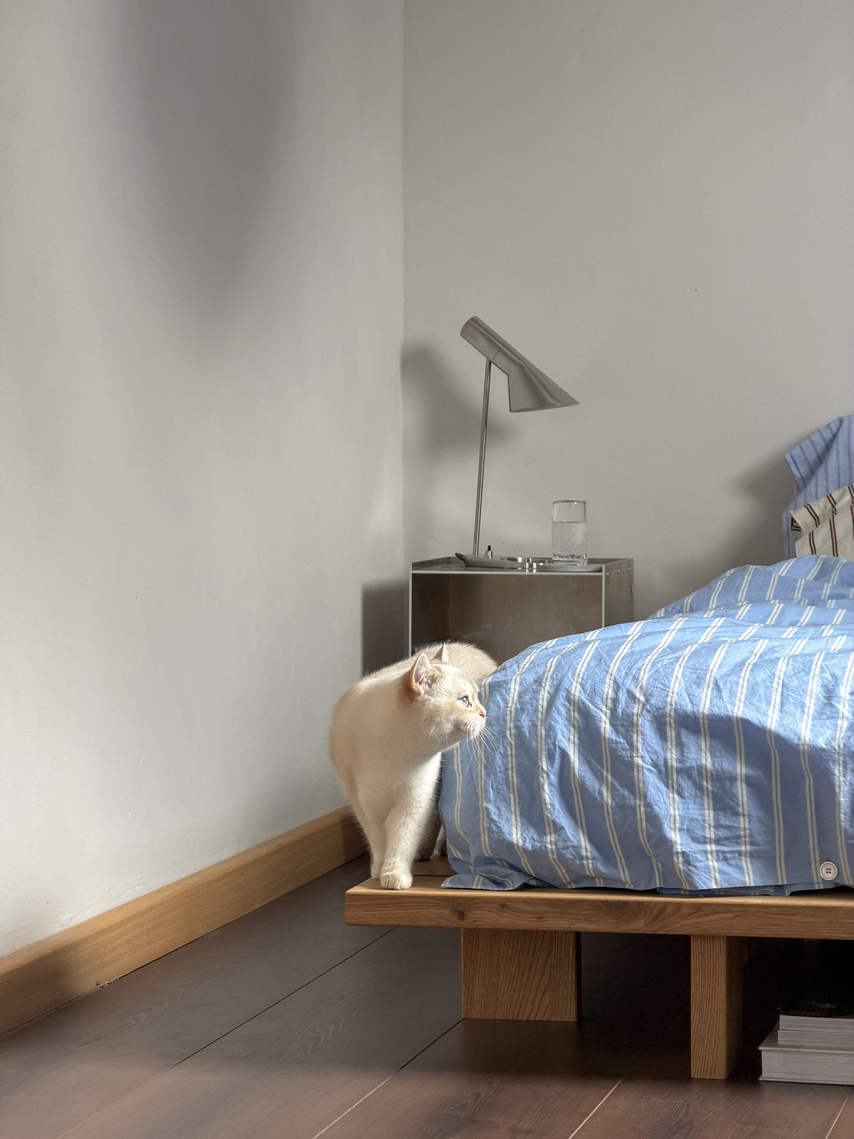 JAPAN BED OAK 180 X 200
