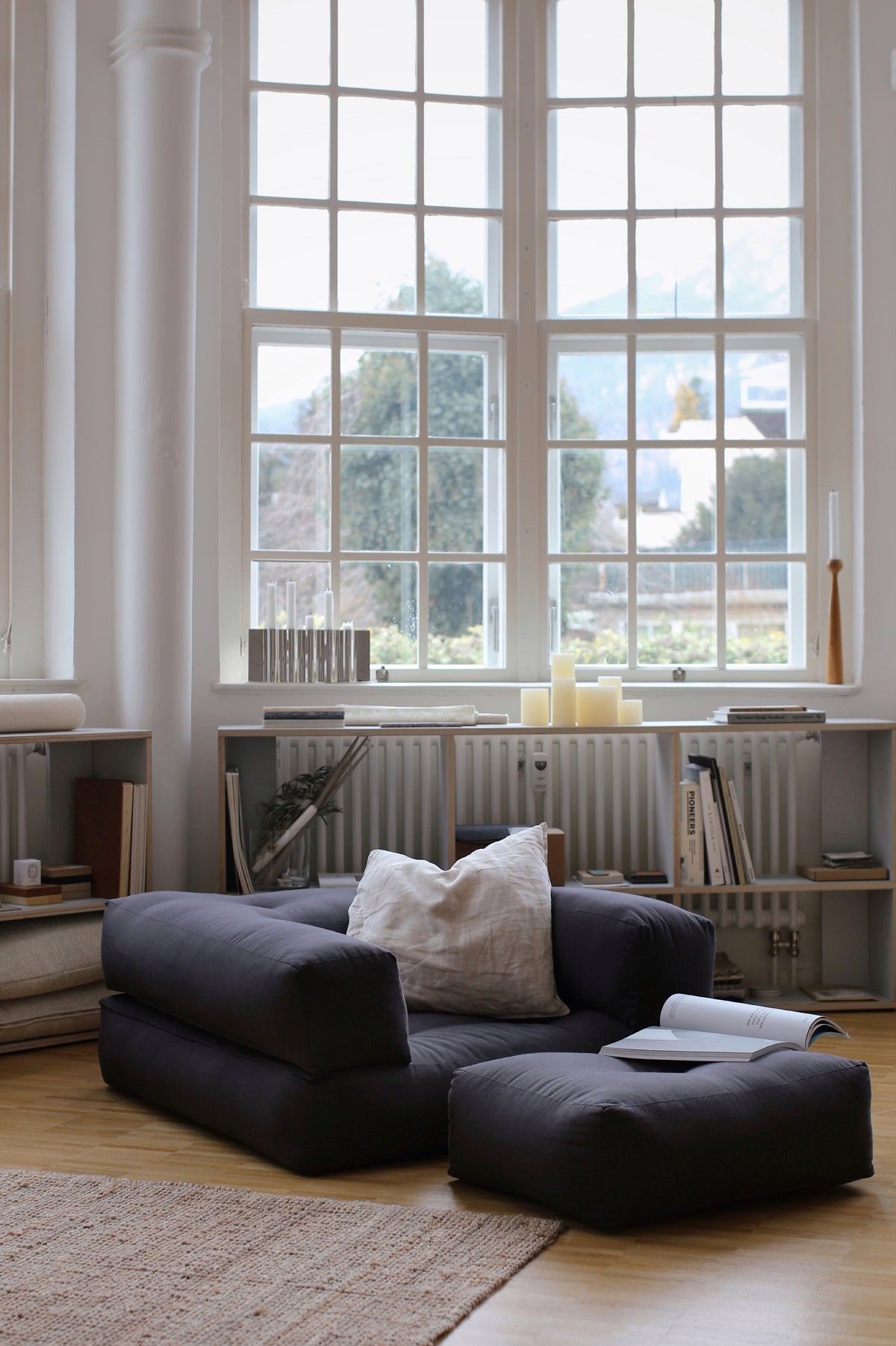CUBE CHAIR PETROL BLUE