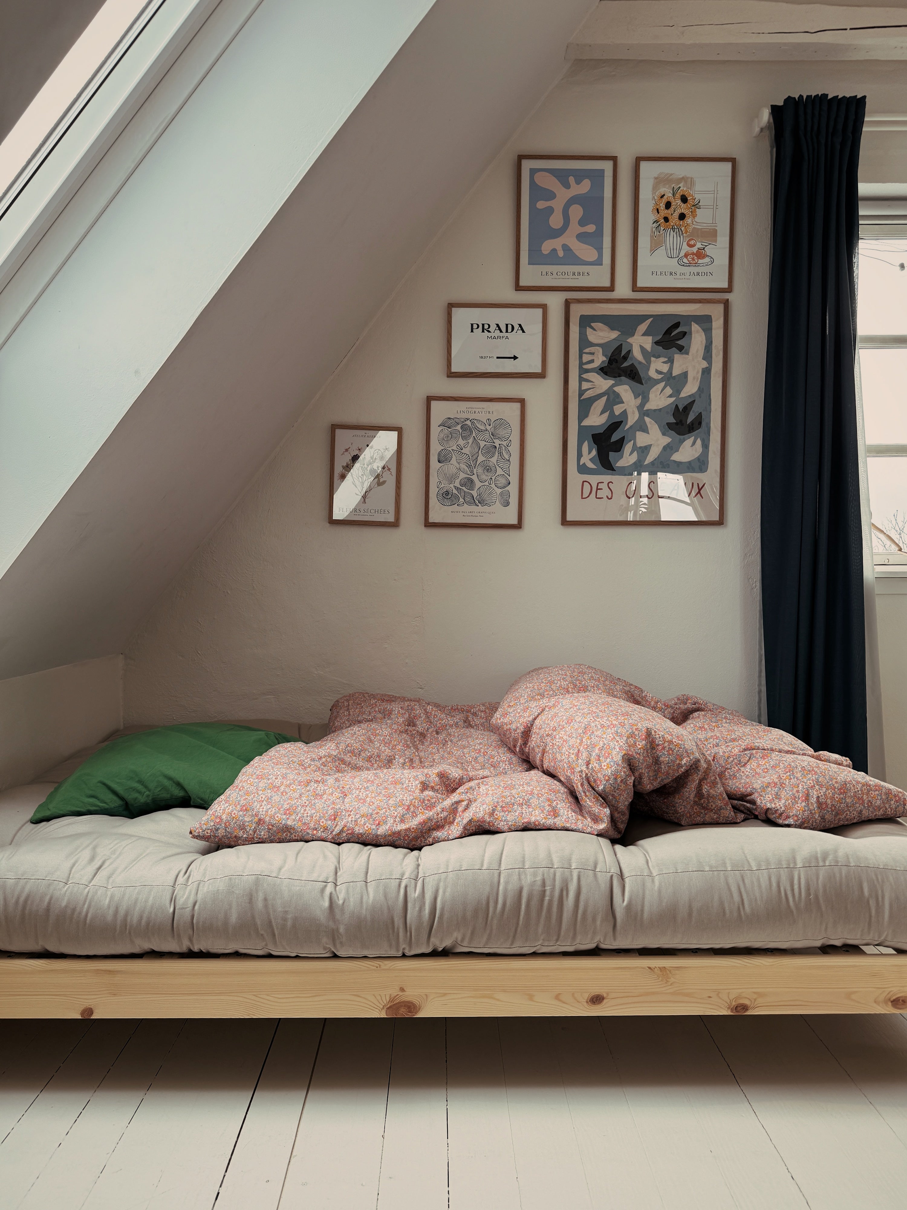 FRESH CLEAR LACQUERED W. FRESH MATTRESS GREY