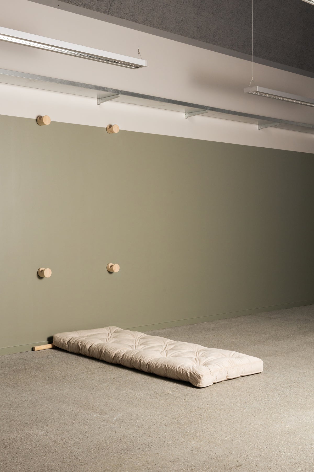 MATELAS BRAVO W. HOOKED RAW 75 x 200 CARAMEL BRUN