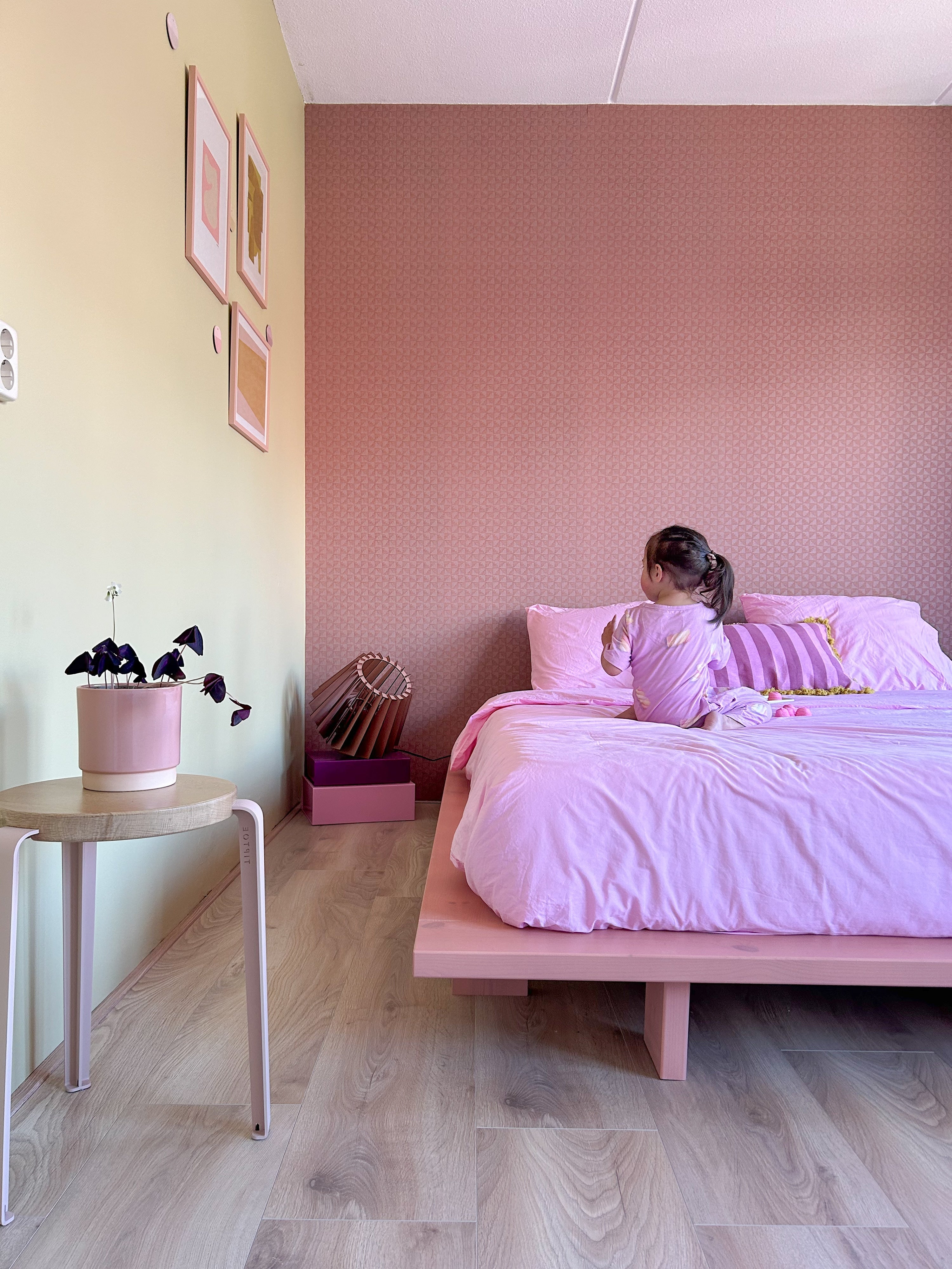 JAPAN BED PINK SKY 180 X 200
