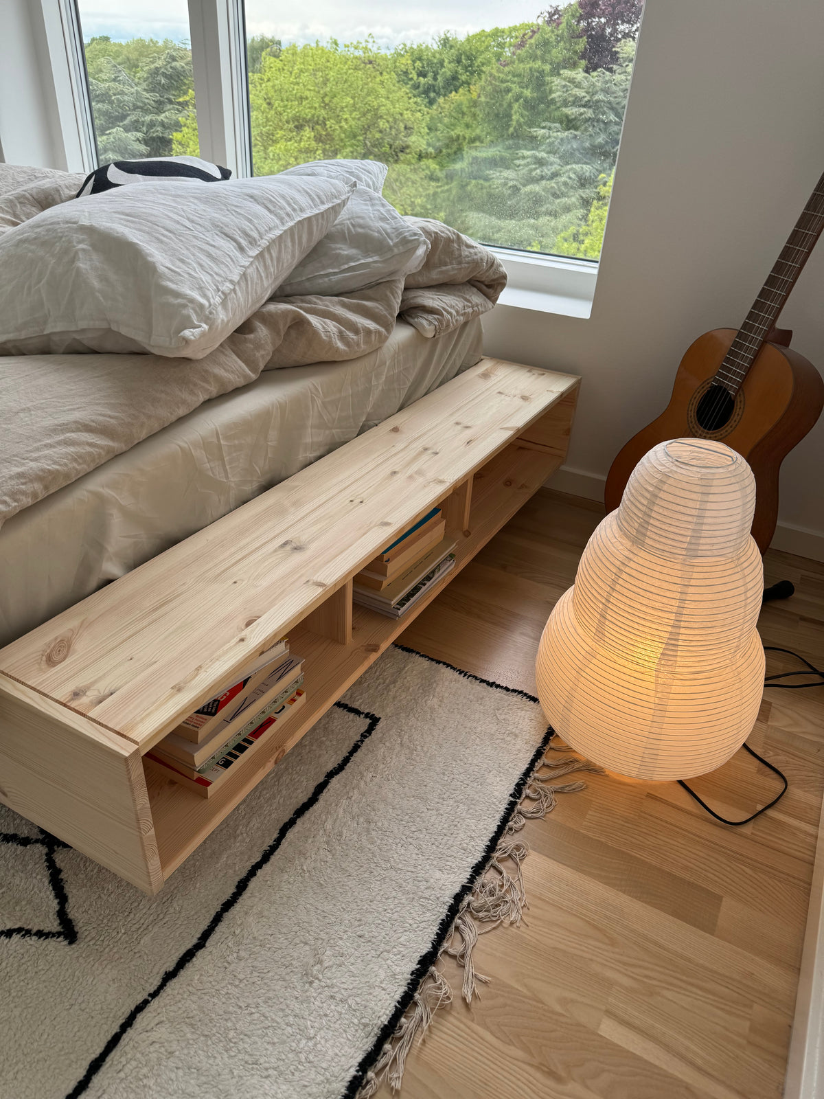 MERGE BED RAW KING SIZE