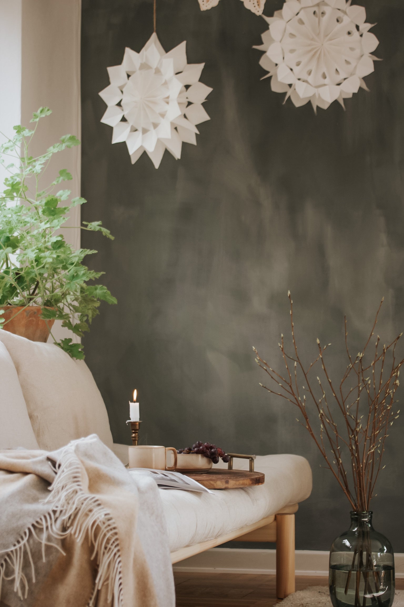 LIT-BANQUETTE PACE, LAQUÉ TRANSPARENT AVEC MATELAS MIXTE 4 COUCHES GRIS