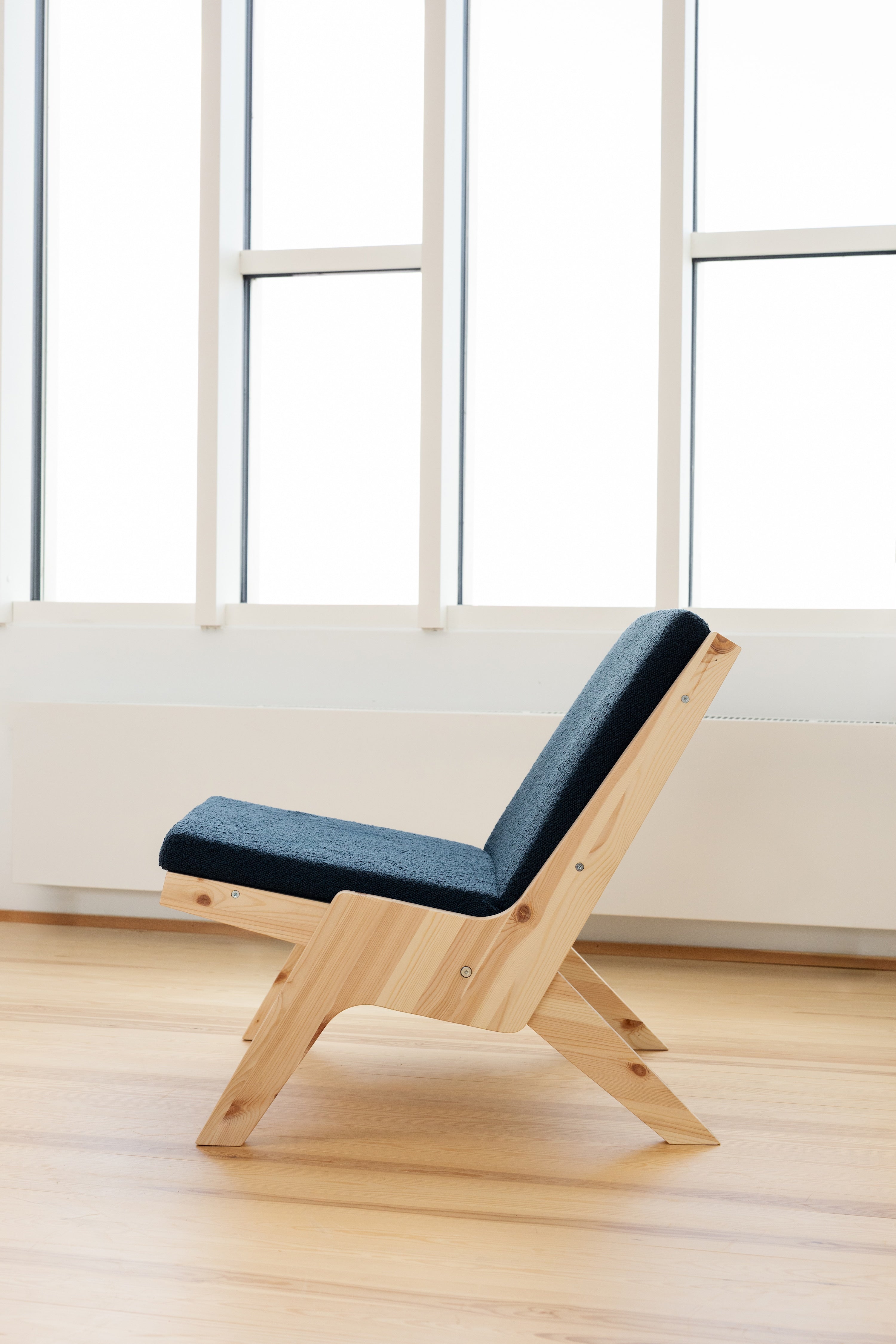 SWAY CHAISE LOUNGE BRUT AVEC MATELAS OXFORD BLEU